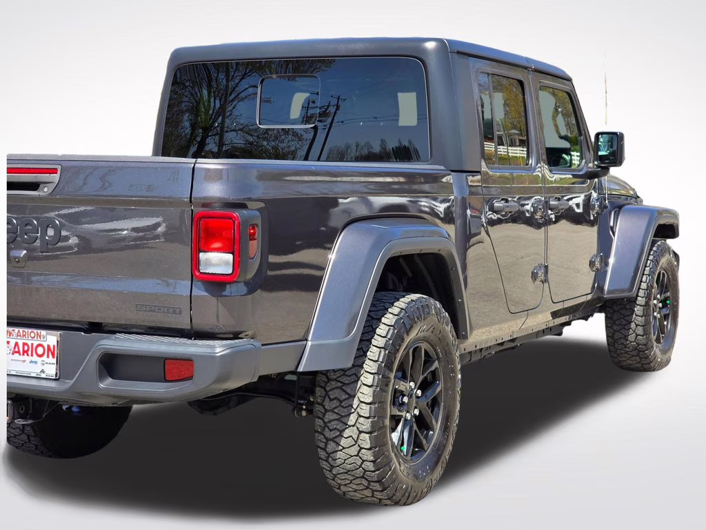 2021 Granite Crystal Metallic Clearcoat Jeep Gladiator Sport 4X4 Truck