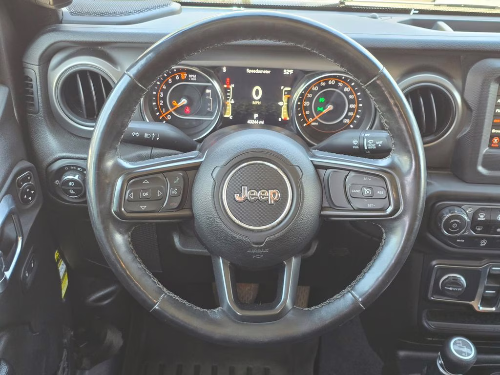 2021 Granite Crystal Metallic Clearcoat Jeep Gladiator Sport 4X4 Truck