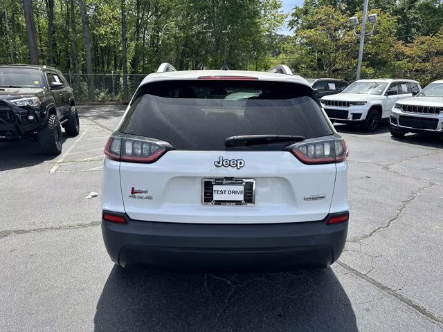 2019 Bright White Clearcoat Jeep Cherokee Latitude 4X4 SUV