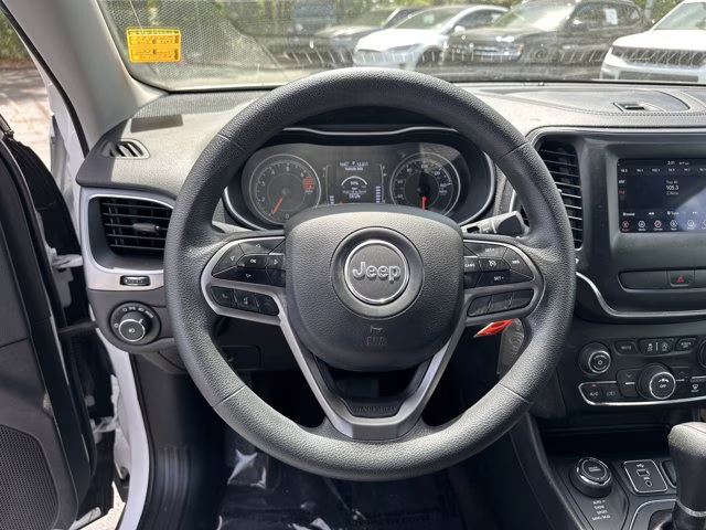 2019 Bright White Clearcoat Jeep Cherokee Latitude 4X4 SUV