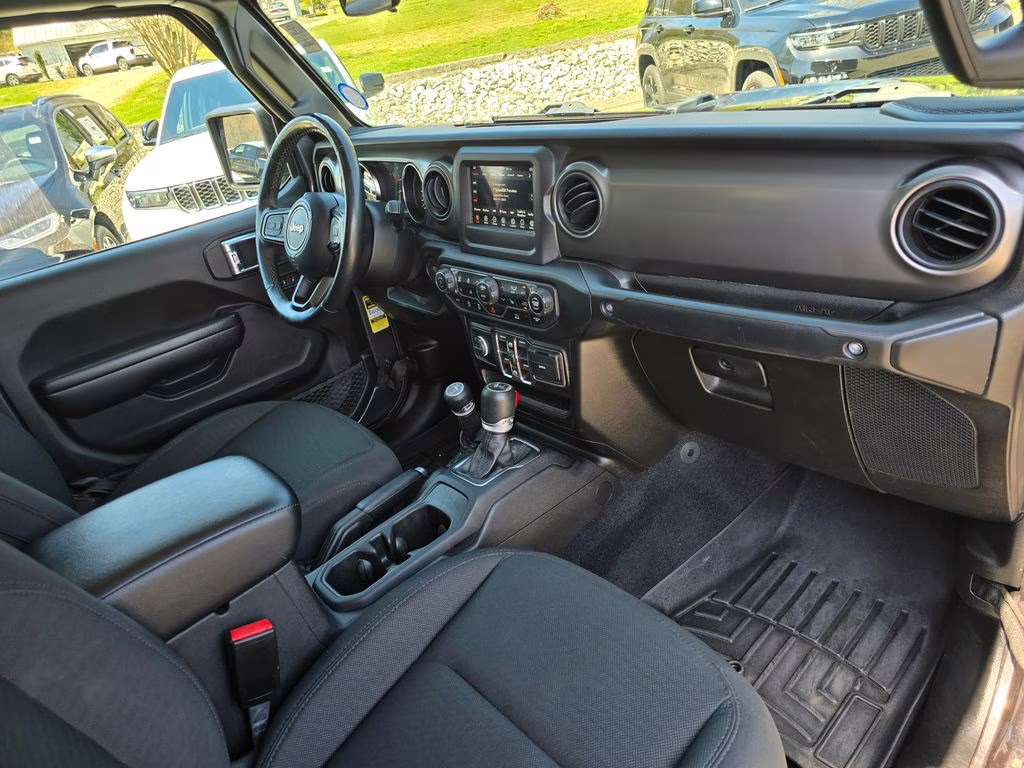 2021 Granite Crystal Metallic Clearcoat Jeep Gladiator Sport 4X4 Truck