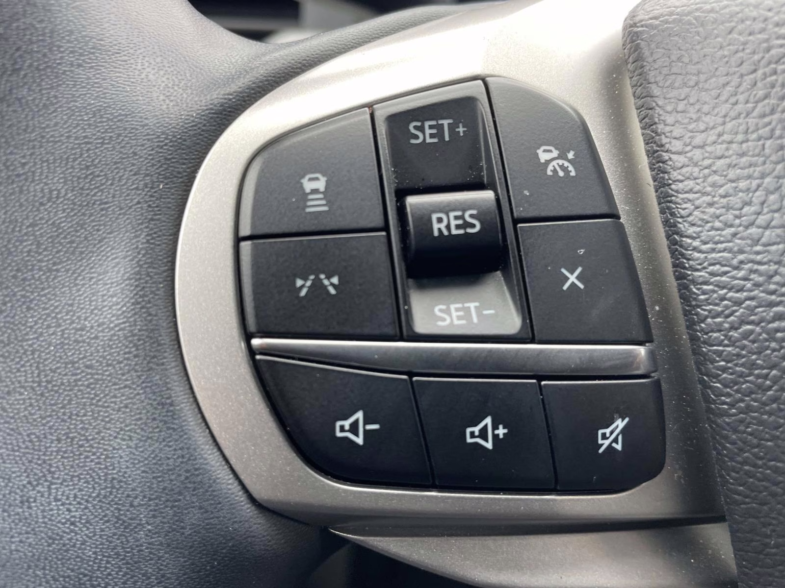 2025 Carbonized Gray Metallic Ford Explorer Active RWD SUV