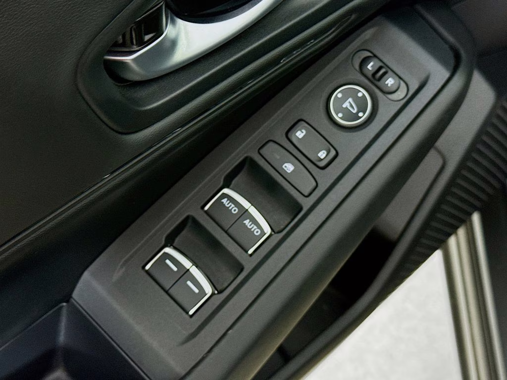 2025 Gray Metallic Honda Accord SE FWD Sedan