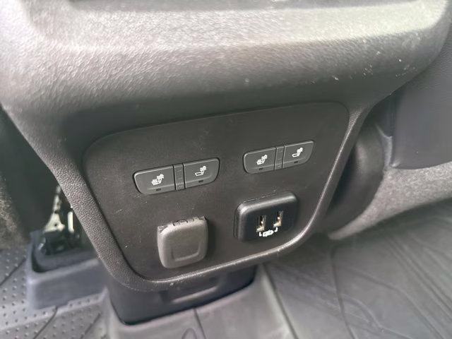 2018 Storm Blue Metallic Chevrolet Equinox Premier FWD SUV