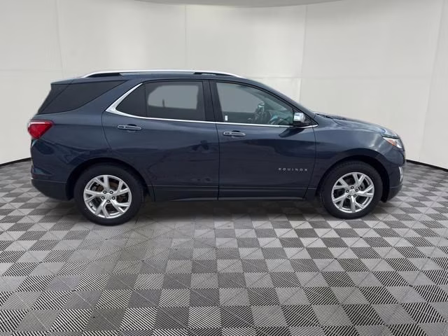 2018 Storm Blue Metallic Chevrolet Equinox Premier FWD SUV