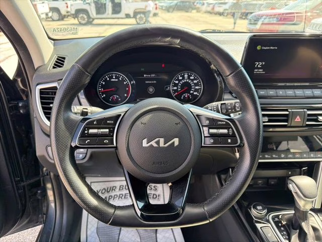 2022 Gravity Gray Kia Seltos SX AWD SUV