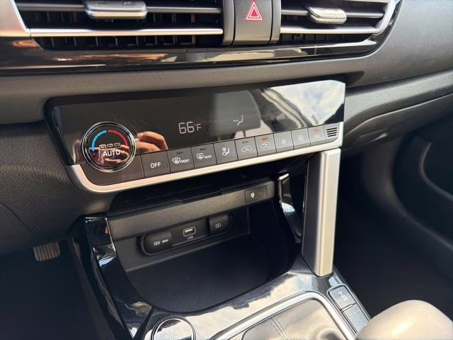 2022 Gravity Gray Kia Seltos SX AWD SUV