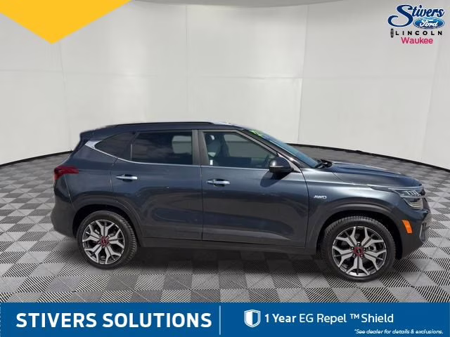 2022 Gravity Gray Kia Seltos SX AWD SUV
