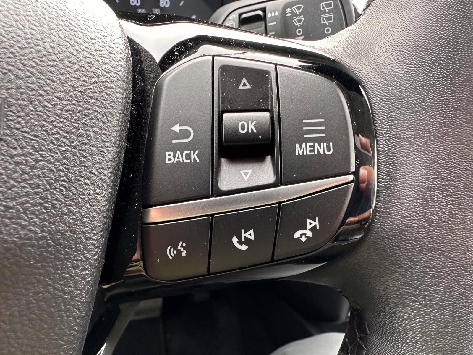 2022 Iced Blue Silver Metallic Ford Escape SEL AWD AWD SUV