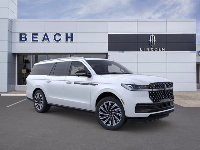 2026 Star White Metallic Tri-Coat Lincoln Navigator L Black Label 4X4 SUV