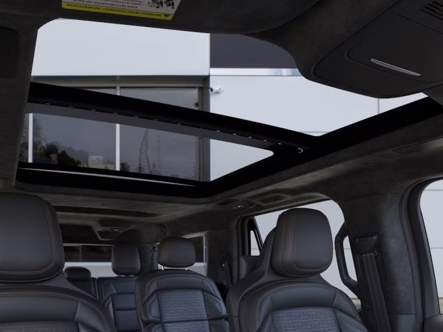 2026 Star White Metallic Tri-Coat Lincoln Navigator L Black Label 4X4 SUV