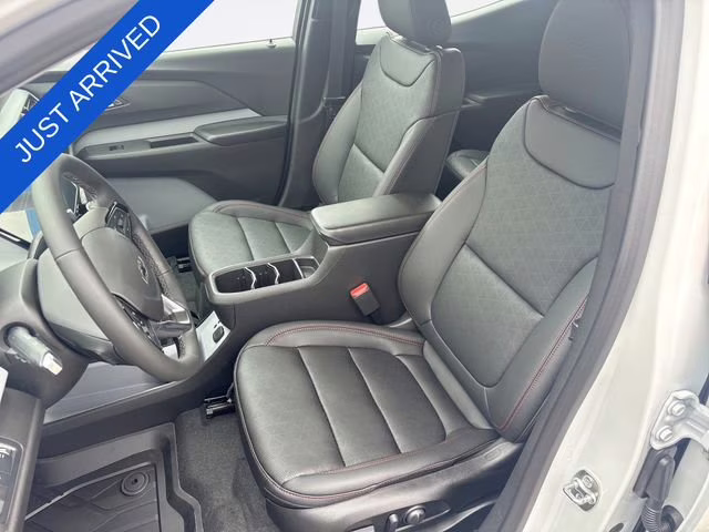 2027 Summit White Chevrolet Bolt RS FWD SUV