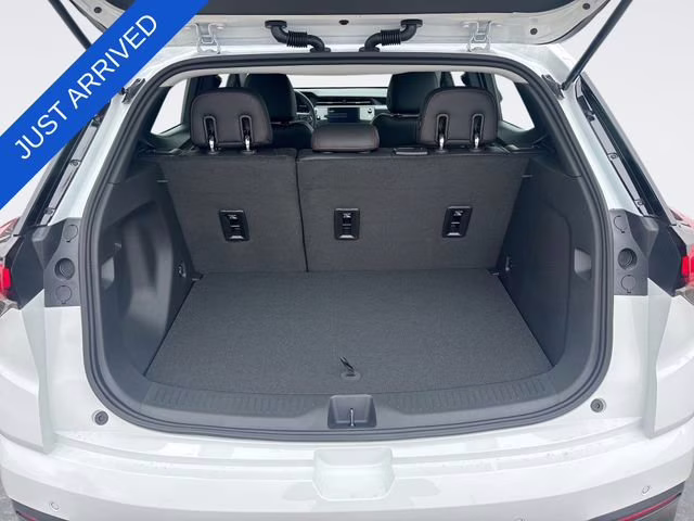 2027 Summit White Chevrolet Bolt RS FWD SUV