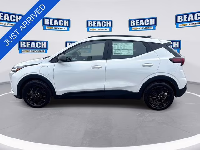 2027 Summit White Chevrolet Bolt RS FWD SUV