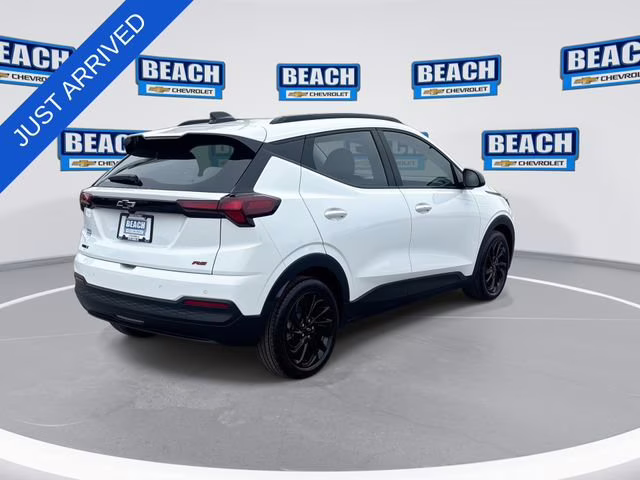 2027 Summit White Chevrolet Bolt RS FWD SUV