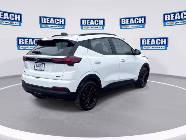 2027 Summit White Chevrolet Bolt RS FWD SUV