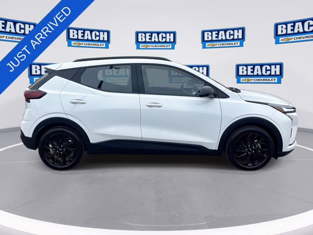 2027 Summit White Chevrolet Bolt RS FWD SUV