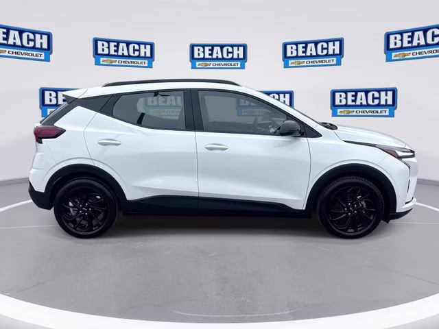 2027 Summit White Chevrolet Bolt RS FWD SUV