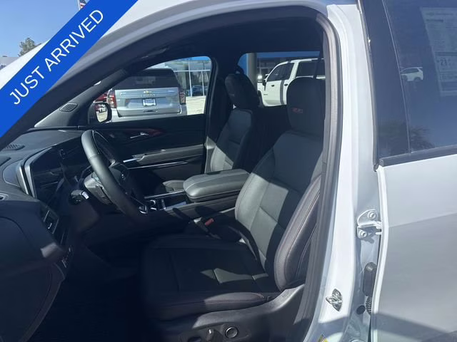 2026 Polar White Tricoat Chevrolet Traverse Z71 AWD SUV