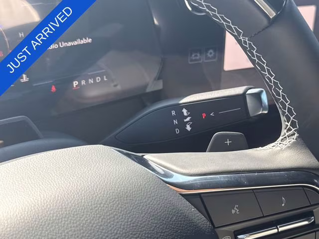 2026 Polar White Tricoat Chevrolet Traverse Z71 AWD SUV