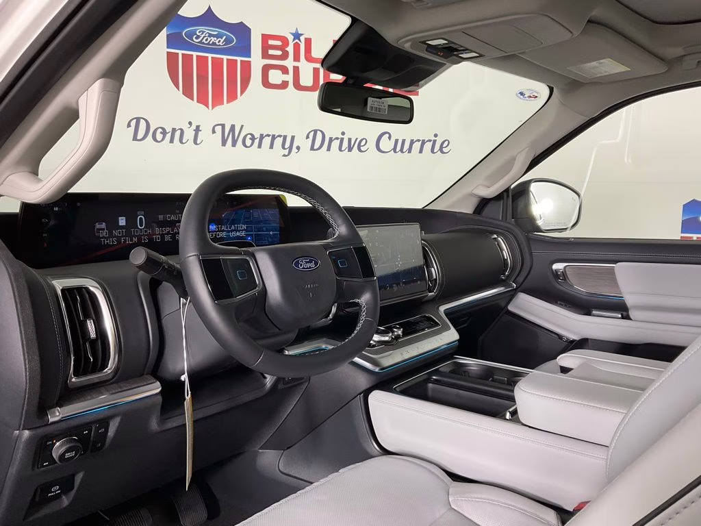 2026 White Ford Expedition Platinum 4X4 SUV