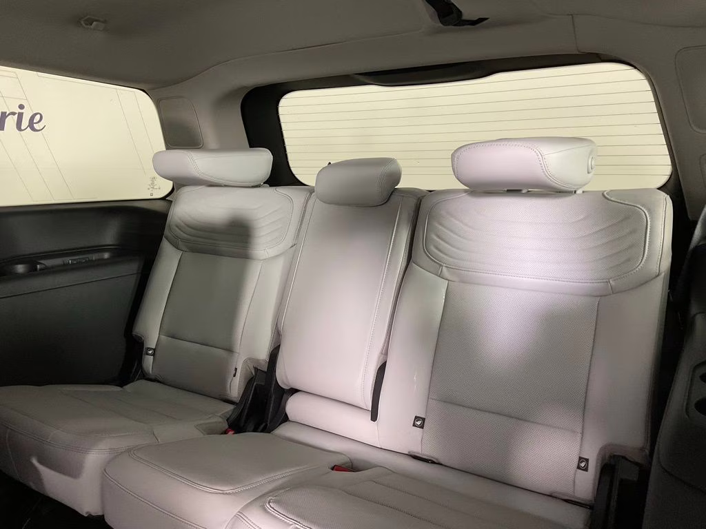 2026 White Ford Expedition Platinum 4X4 SUV