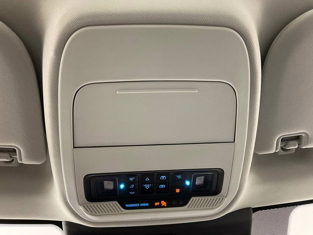 2026 White Ford Expedition Platinum 4X4 SUV