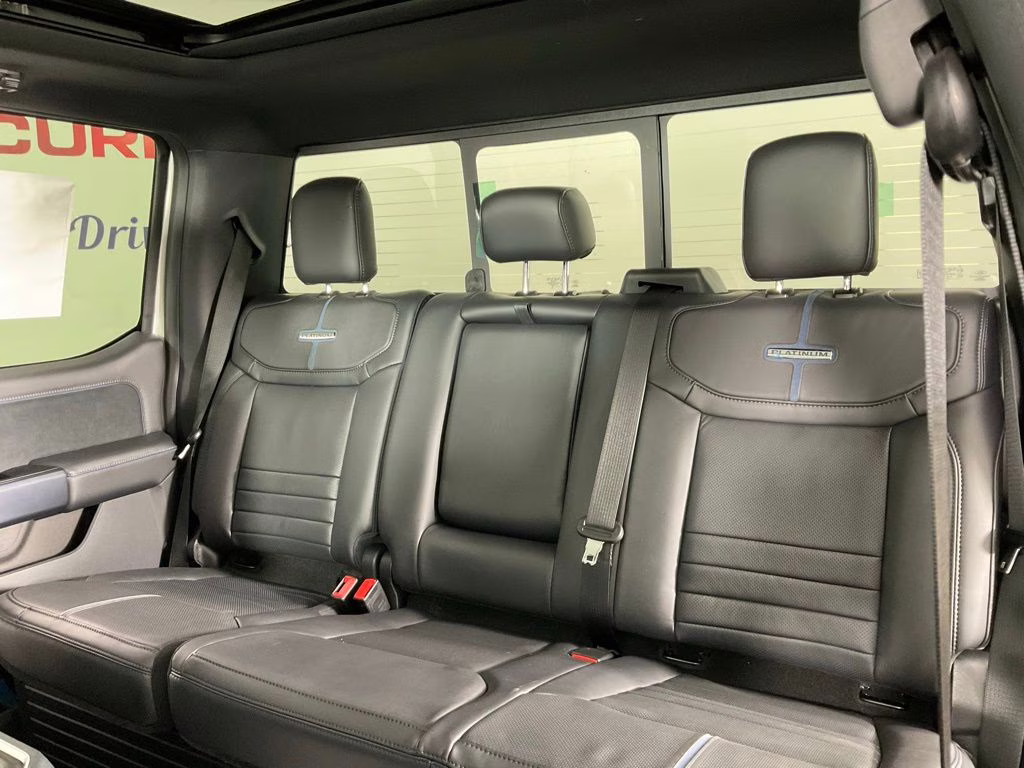 2026 White Ford Super Duty F-250 SRW Platinum 4X4 Truck