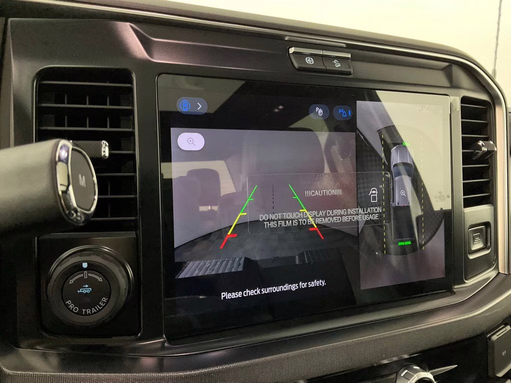 2026 White Ford Super Duty F-250 SRW Platinum 4X4 Truck