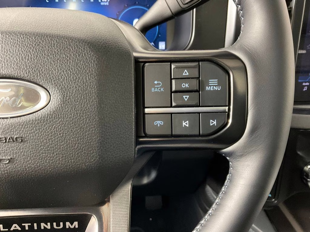 2026 White Ford Super Duty F-250 SRW Platinum 4X4 Truck