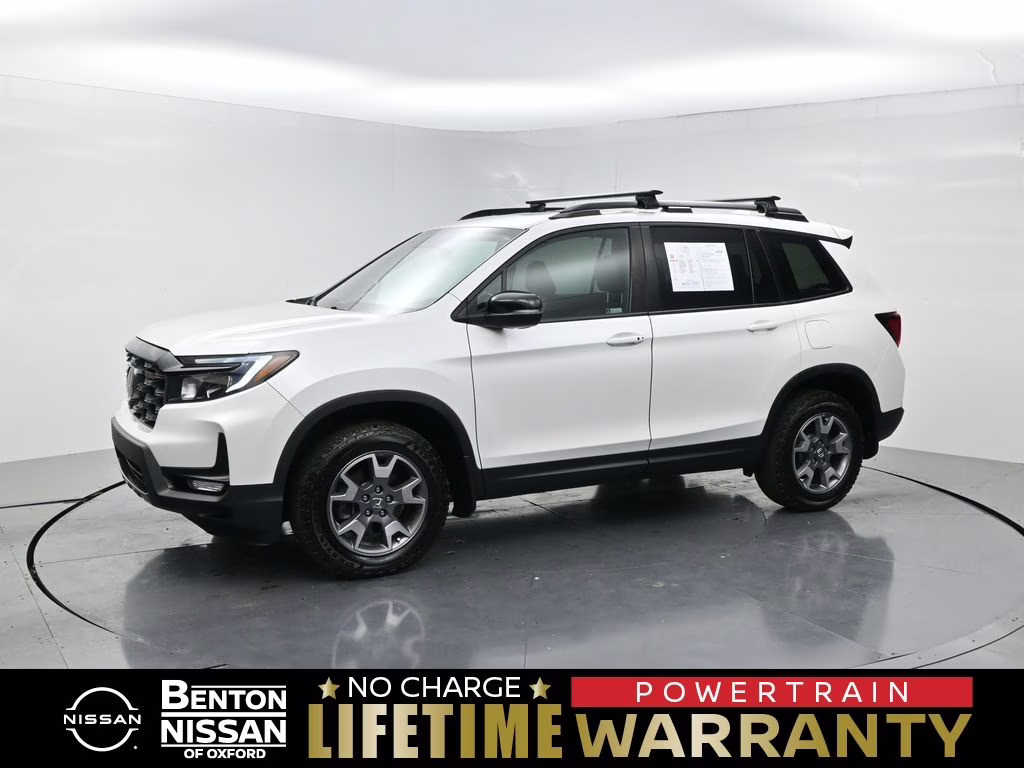 2023 White Honda Passport TrailSport AWD SUV