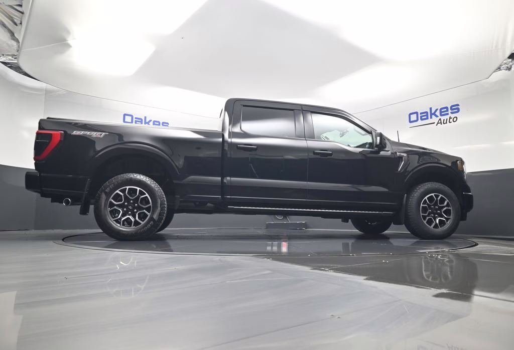 2023 Black Metallic Ford F-150 XLT 4X4 Truck