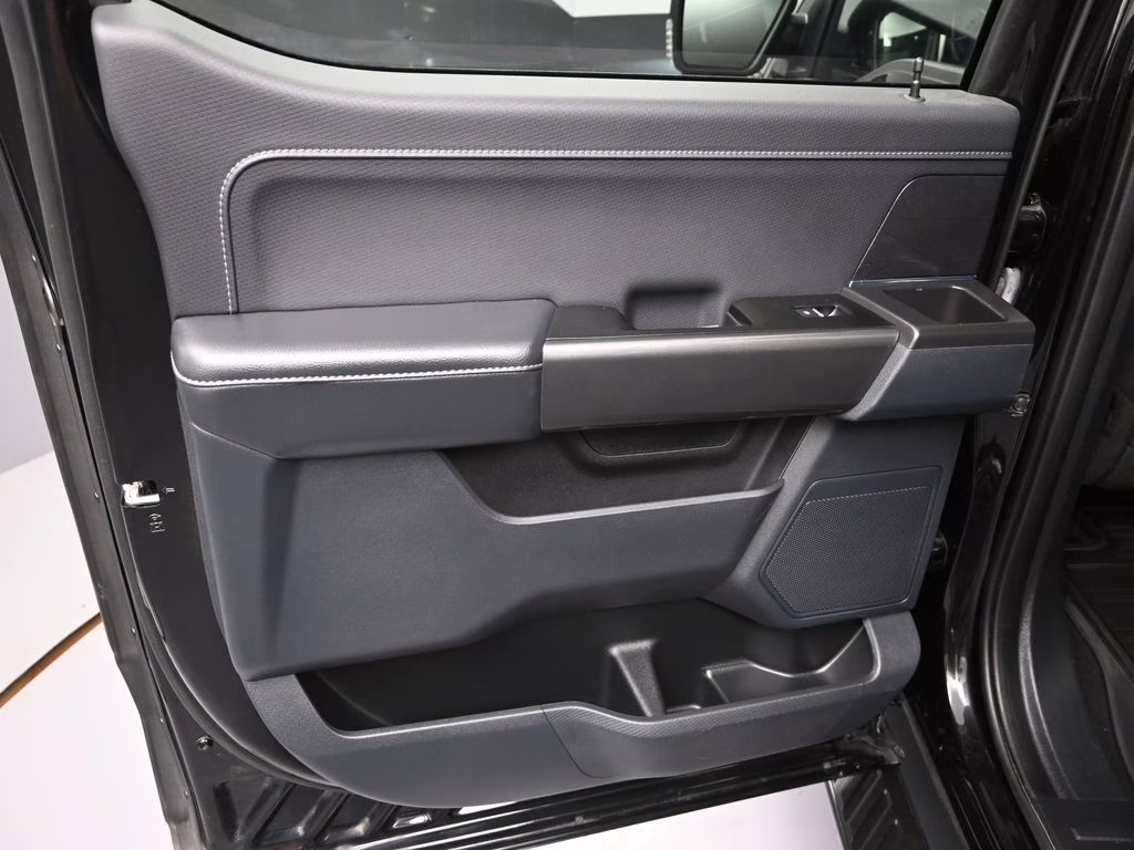 2023 Black Metallic Ford F-150 XLT 4X4 Truck