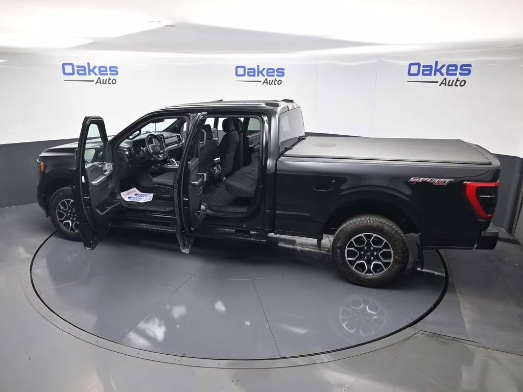 2023 Black Metallic Ford F-150 XLT 4X4 Truck