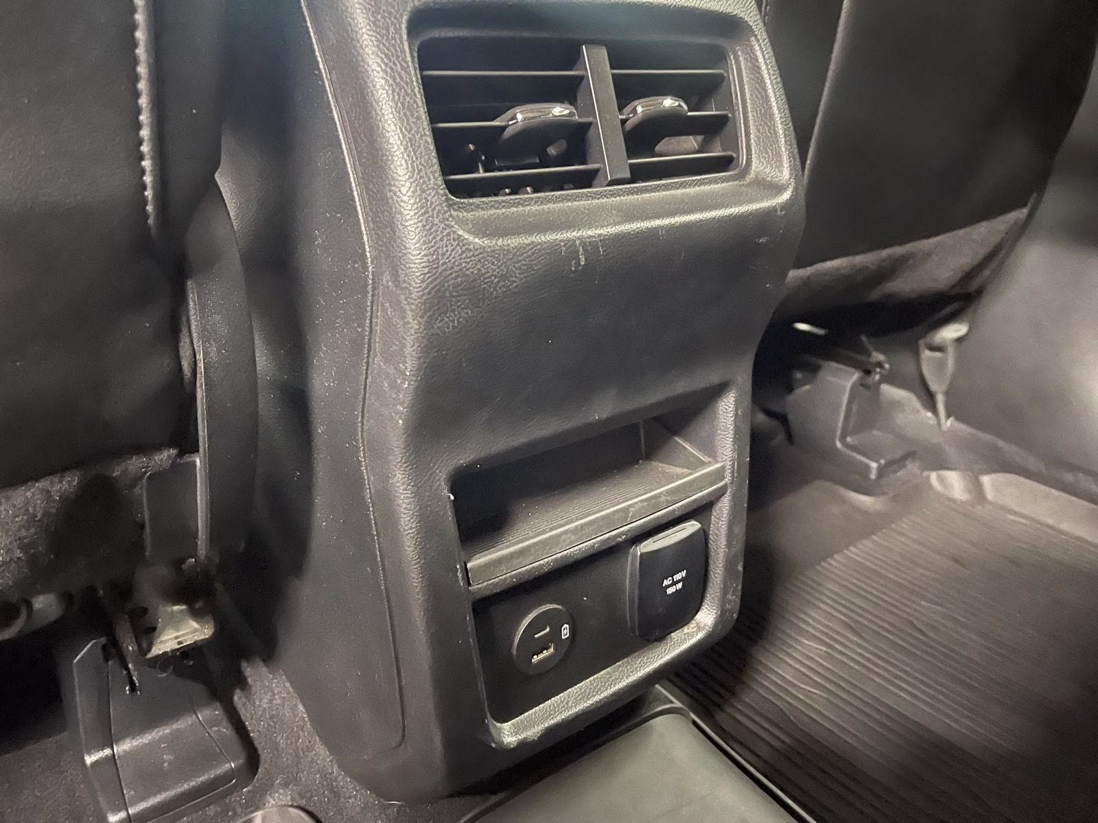 2022 Atlas Blue Metallic Ford Edge SEL AWD SUV