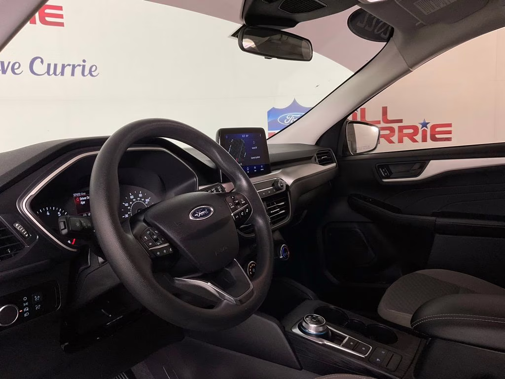 2022 Blue Metallic Ford Escape SE FWD SUV