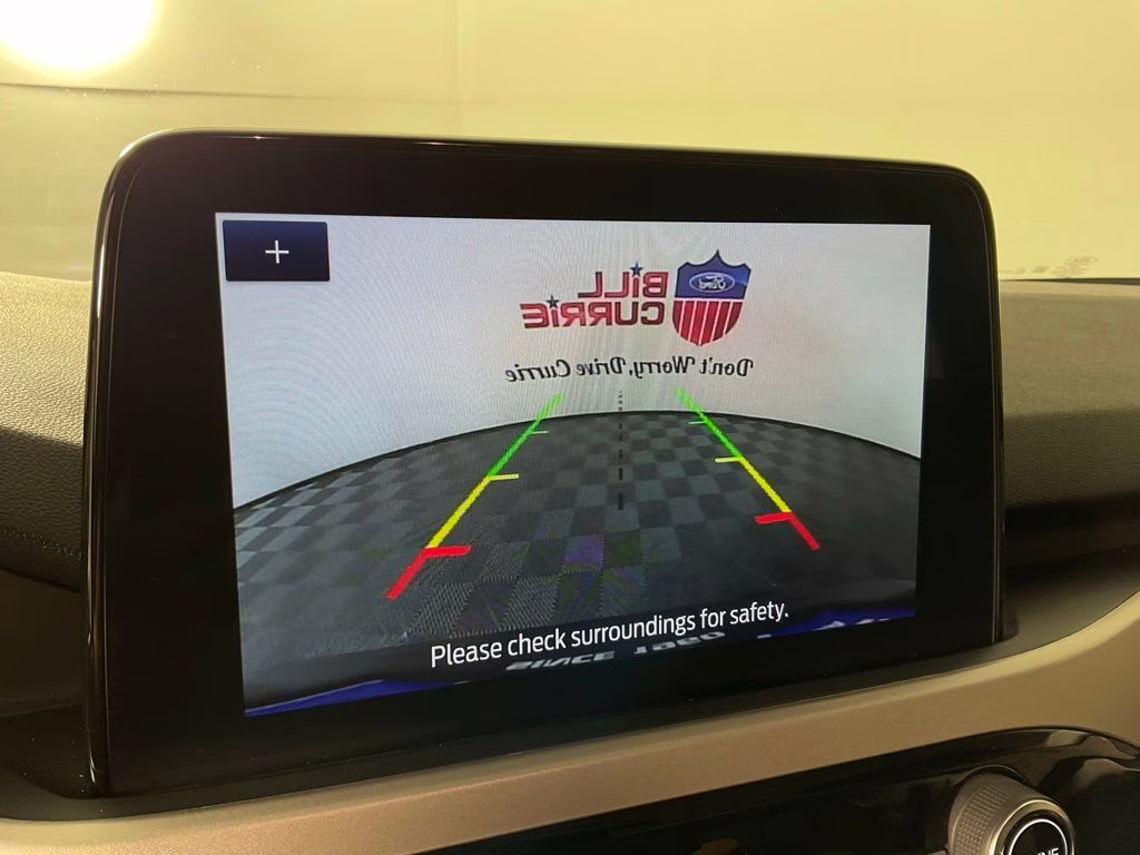 2022 Blue Metallic Ford Escape SE FWD SUV