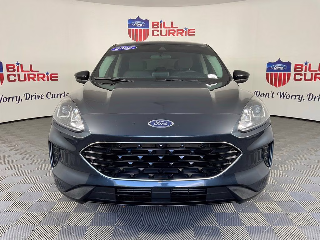 2022 Blue Metallic Ford Escape SE FWD SUV