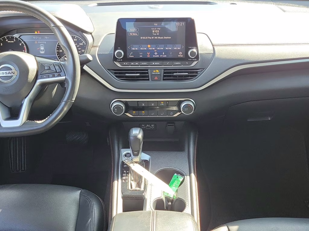 2022 Deep Blue Pearl Nissan Altima 2.5 SR FWD Sedan