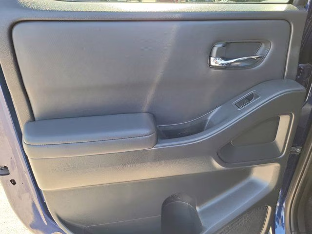 2022 Deep Blue Pearl Nissan Frontier SV RWD Truck