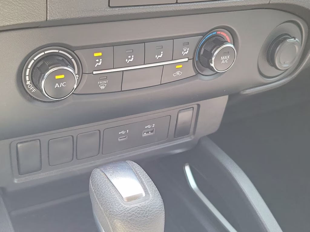 2022 Deep Blue Pearl Nissan Frontier SV RWD Truck