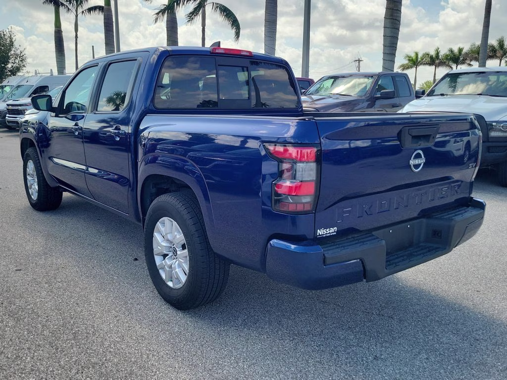 2022 Deep Blue Pearl Nissan Frontier SV RWD Truck