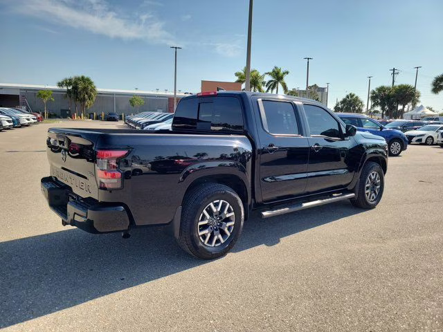 2024 Super Black Nissan Frontier SL RWD Truck