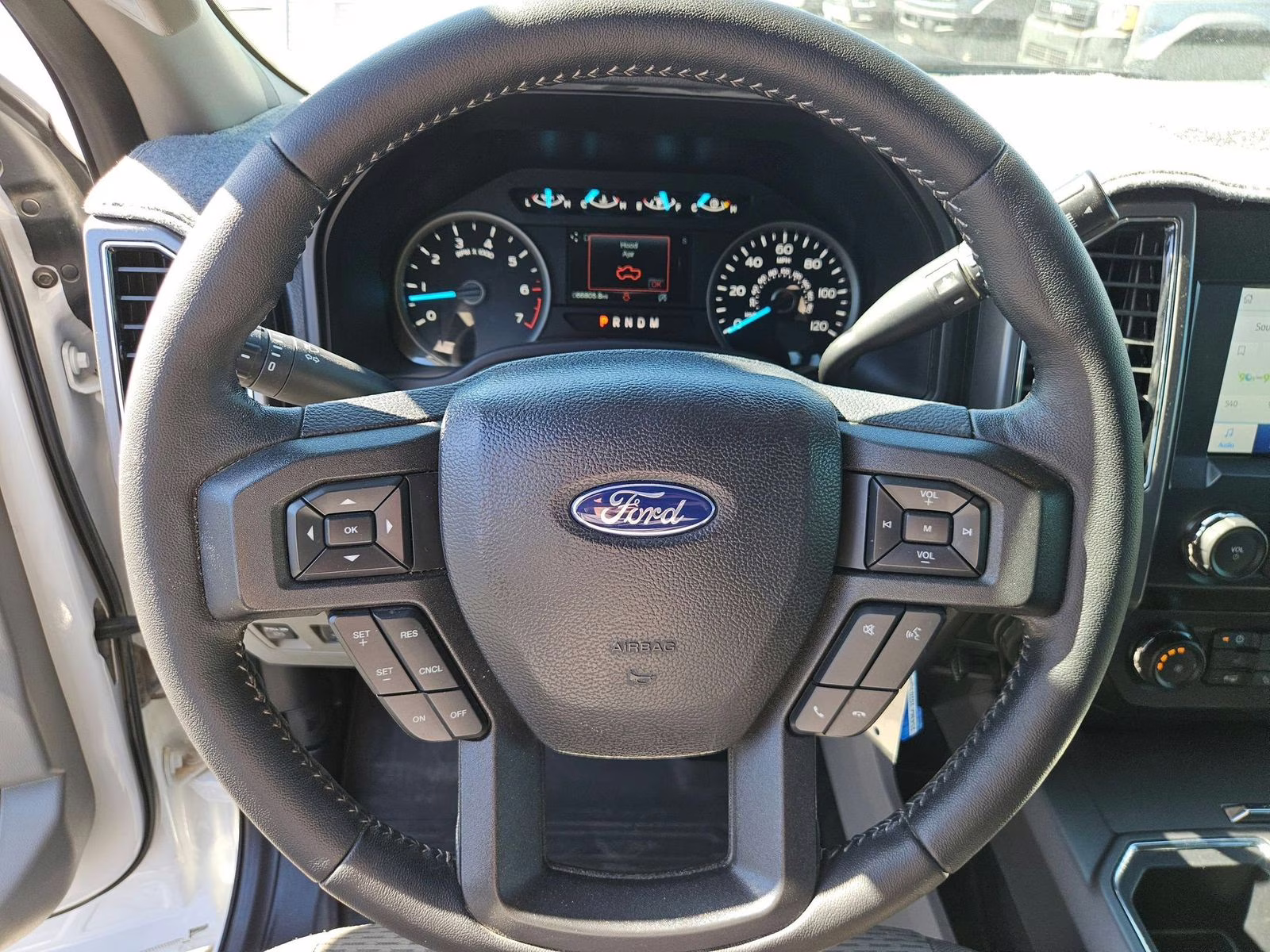 2020 Oxford White Ford F-150 XLT 4X4 Truck