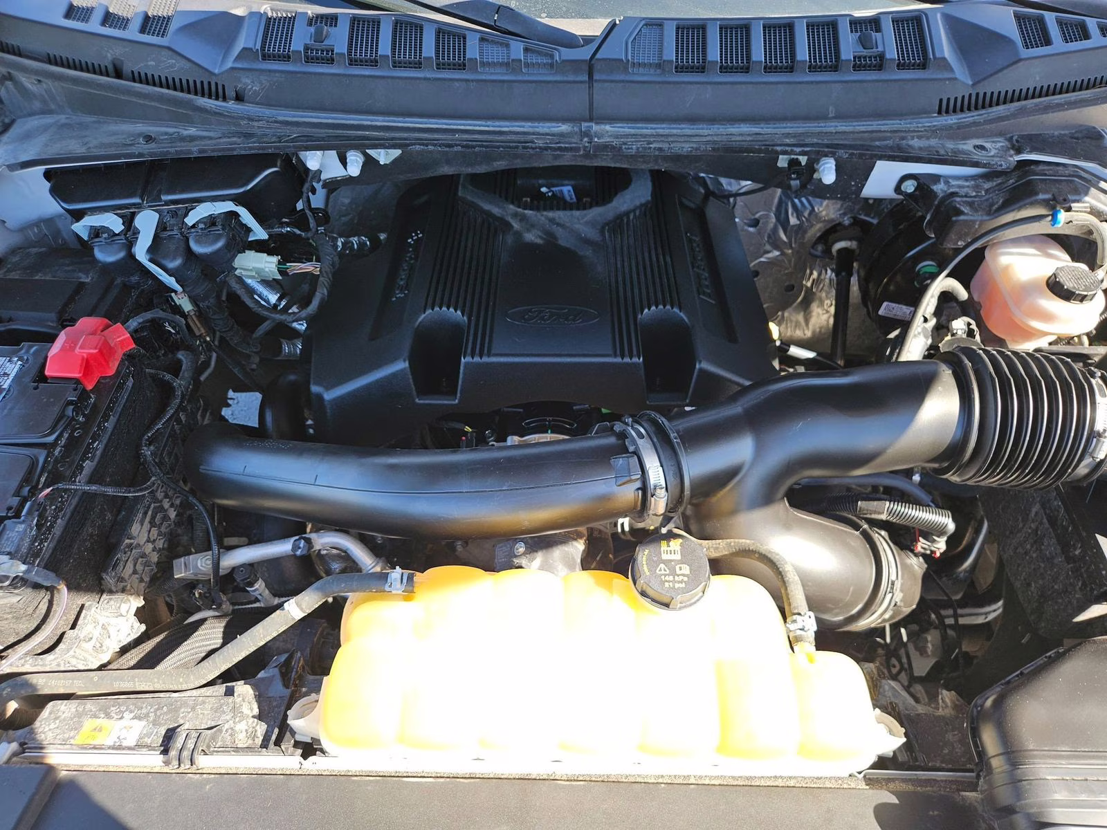 2020 Oxford White Ford F-150 XLT 4X4 Truck