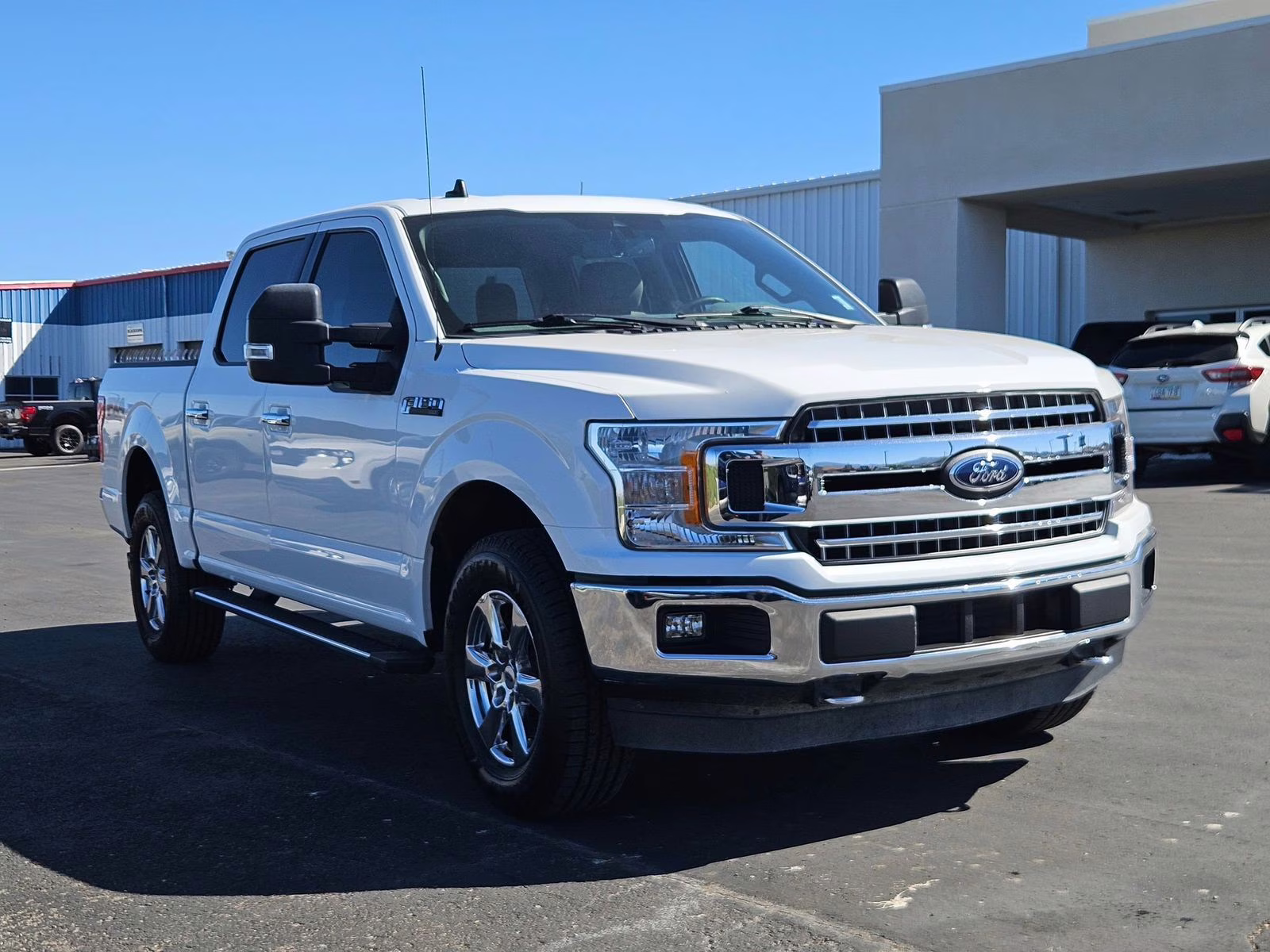 2020 Oxford White Ford F-150 XLT 4X4 Truck