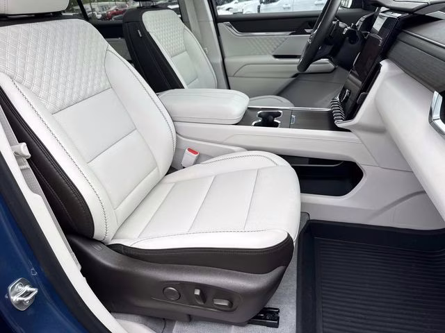 2024 Downpour Metallic GMC Acadia Denali FWD SUV