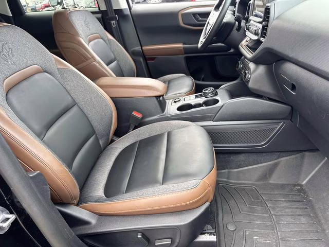 2024 Shadow Black Ford Bronco Sport Outer Banks 4X4 SUV