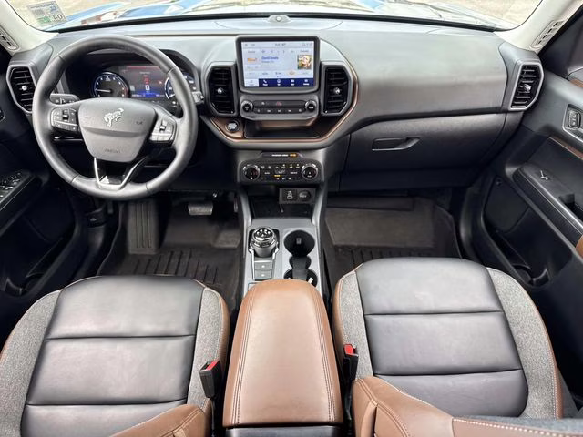 2024 Shadow Black Ford Bronco Sport Outer Banks 4X4 SUV