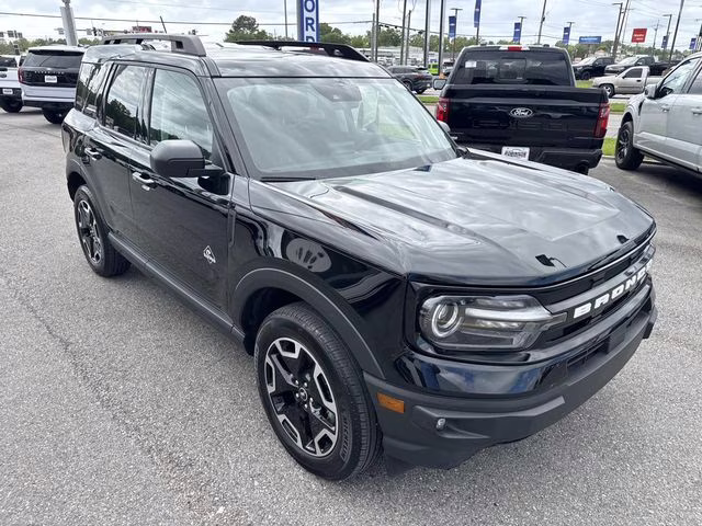 2024 Shadow Black Ford Bronco Sport Outer Banks 4X4 SUV